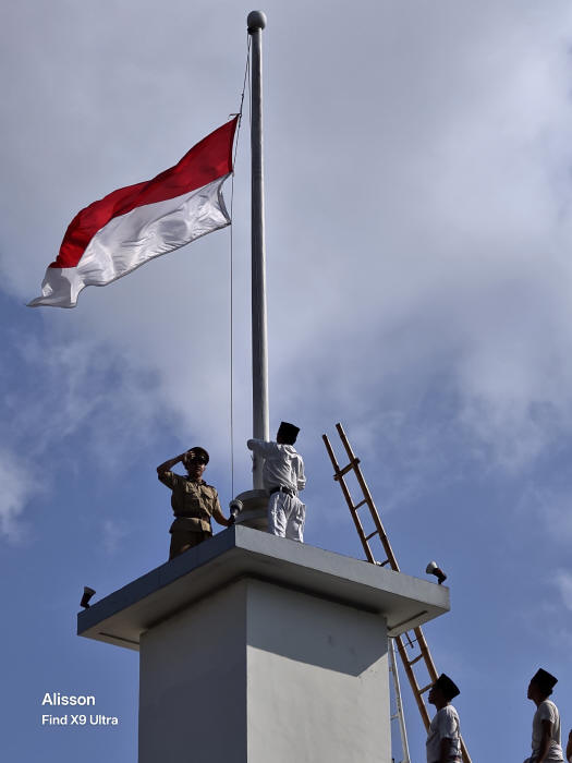 Merah Putih Bertanya
