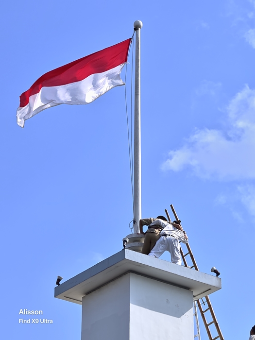 Merah Putih Bertanya
