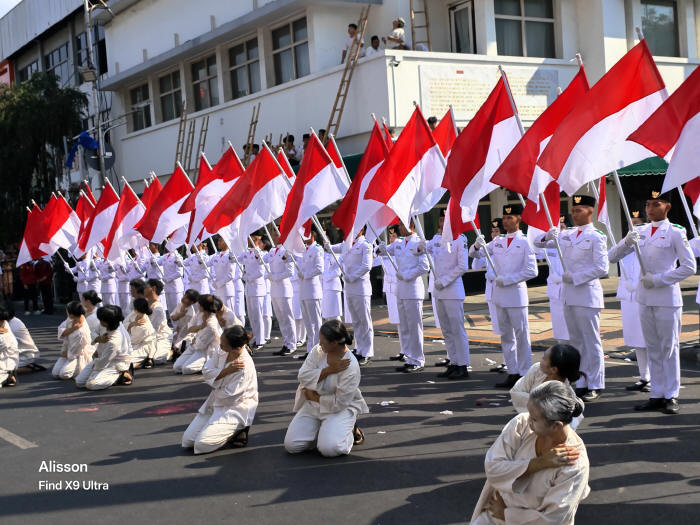 Merah Putih Bertanya