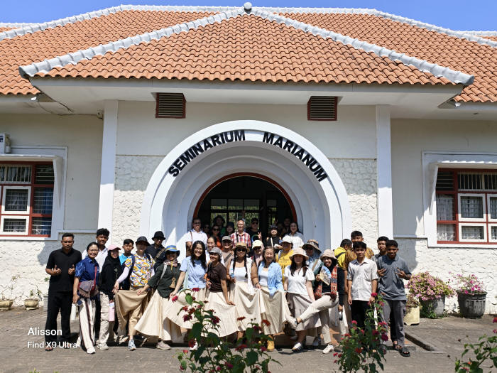 “Exploring Probolinggo”: Kulik Cerita di Balik Bangunan Kuno dan Kearifan Lokal