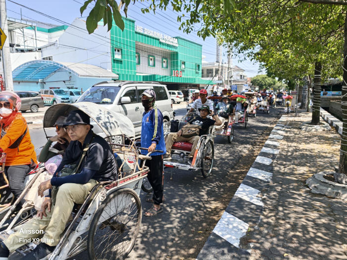 “Exploring Probolinggo”: Kulik Cerita di Balik Bangunan Kuno dan Kearifan Lokal