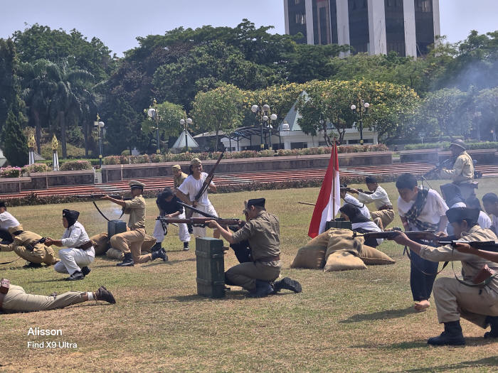 Pertempuran Kedung Cowek: Gumpalan Asap Mesiu Menggantung di Langit Surabaya